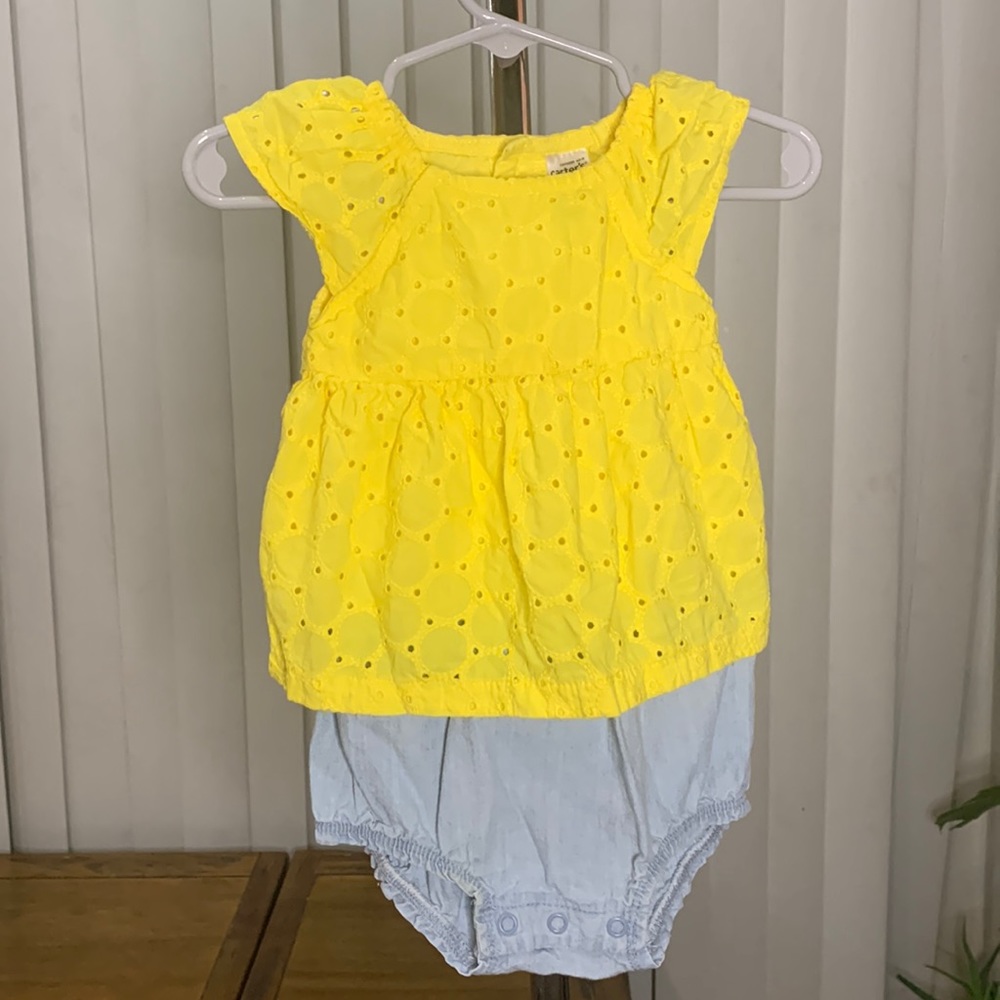 Carter's Girls 12 months 1 Piece Outfit Romper Yellow Eyelet Summer NWOT